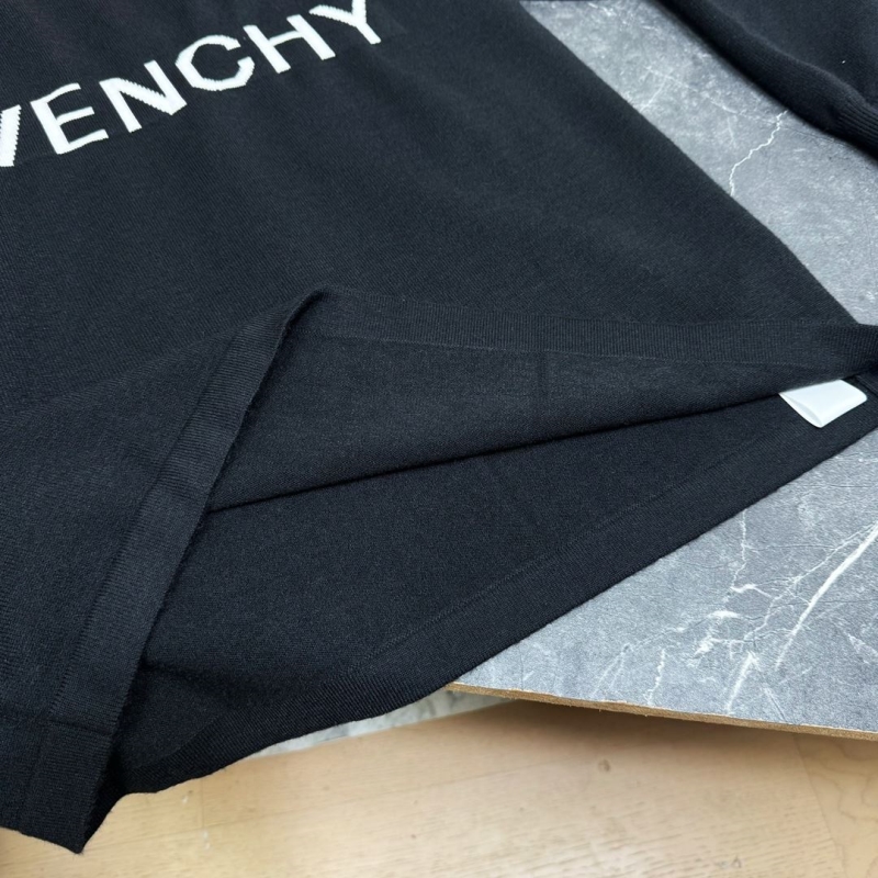 Givenchy Sweaters